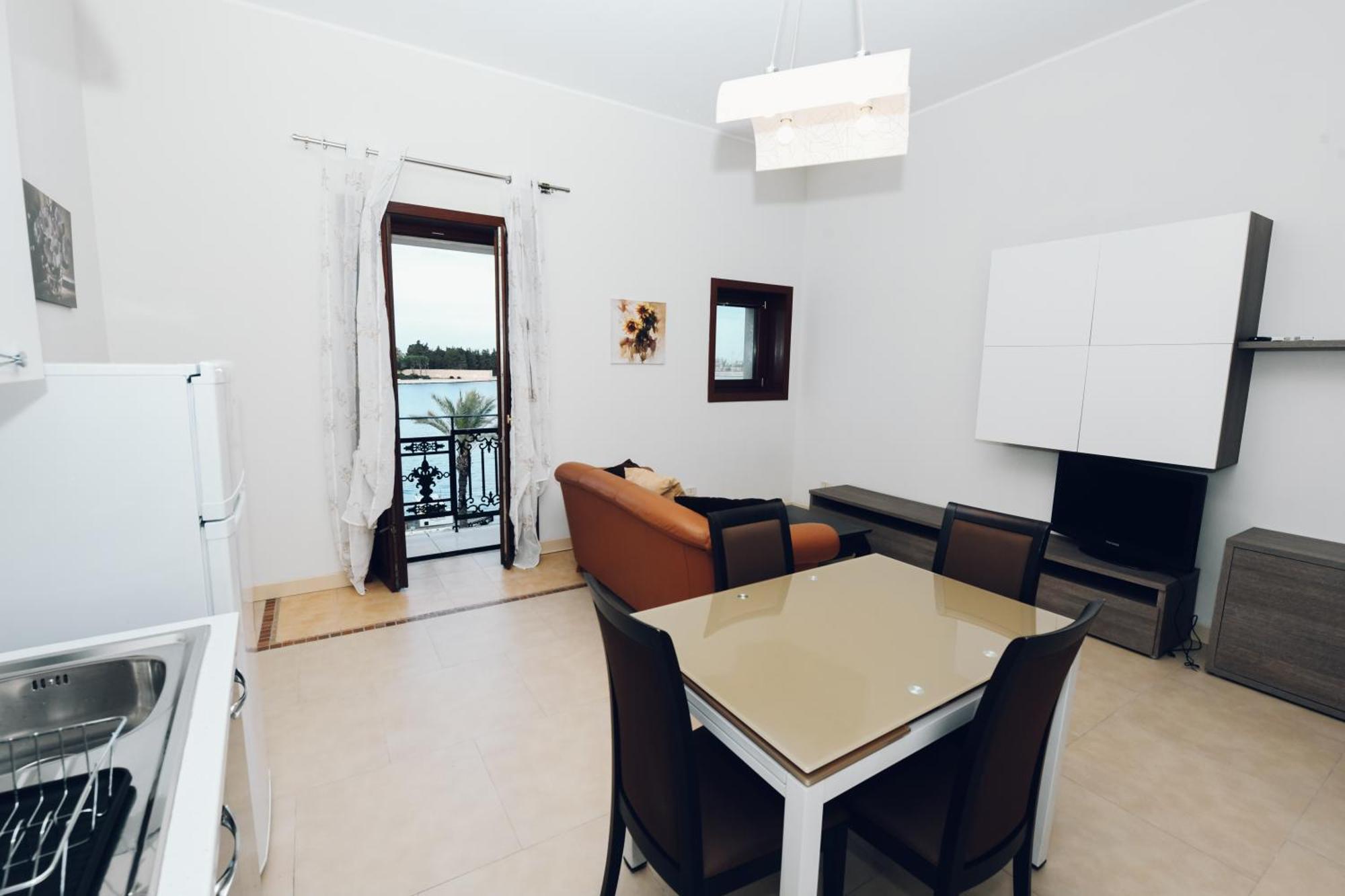 Verso Oriente Brindisi Exteriör bild